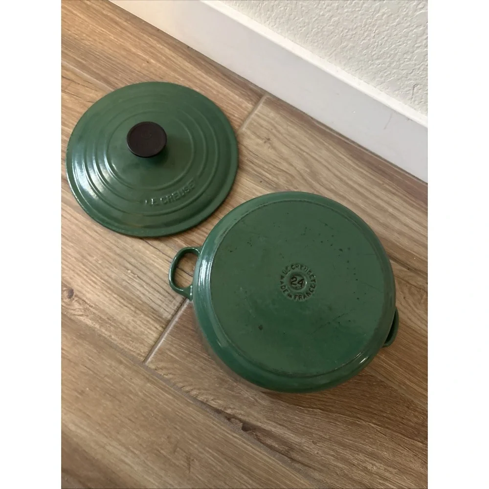 Le Creuset 24 Green Enameled Cast Iron 4.5 Qt Stockpot French Dutch Oven Pan Lid